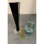 Three pieces of collectors glass