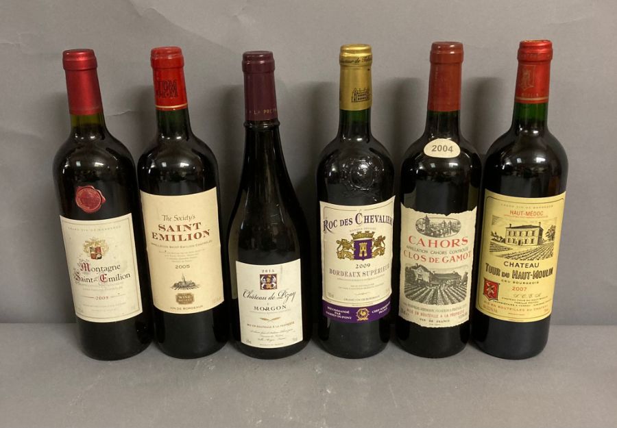 A Mixed case of twelve red wines (Please see photos for labels)