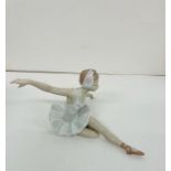 A boxed Lladro porcelain ballerina figurine Graceful Dancer 05920Condition Report Broken finger