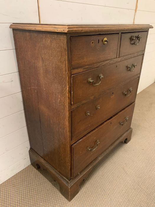 A George III style mahogany chest of drawers with brass swan neck drop handle, bracket feet ( - Image 4 of 5