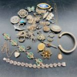 A selection of quality costume jewellery, mainly silver.