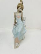 A boxed Lladro porcelain figure ' Bedtime - Girl with Kittens ' Model No 5443.