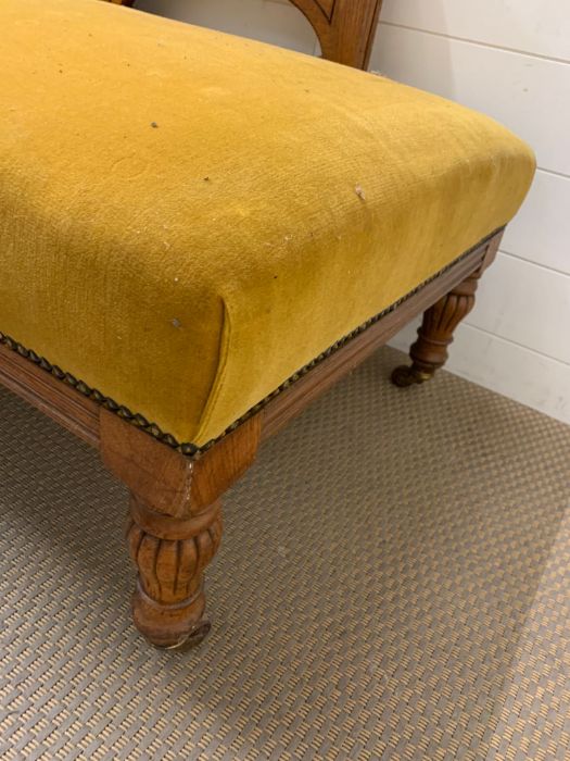 A Chaise Longue in gold velvet with a shaped back.(195 cm L x 70 cm D x 80 cm H) - Image 4 of 6