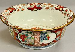 A late 19th Century Chinese Imari bowl AF