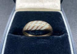 A 14ct gold ring, marked 585 (2.6g Total Weight)