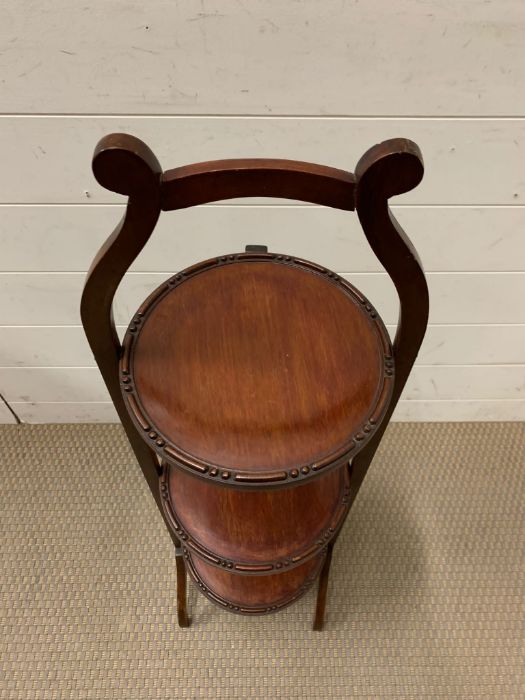 A mahogany three tier cake stand - Image 2 of 2