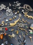 A selection of costume jewellery to include bangles, brooches, earrings etc