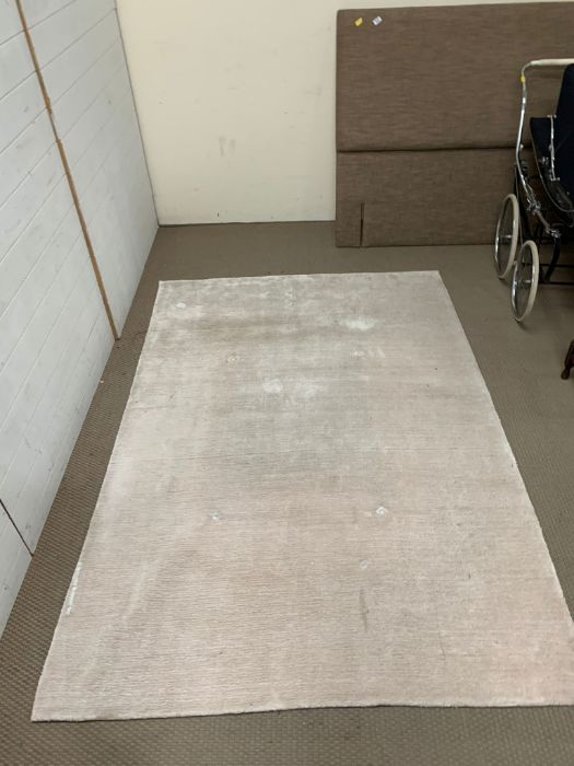 A John Lewis rug, oyster (160cm x 230cm) - Image 4 of 6