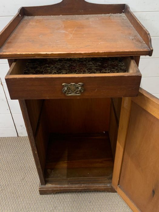 A wash stand with galleried back and cupboard under (H97cm W50cm D44cm) - Image 3 of 4