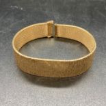 A 9ct yellow gold mesh style bracelet (Total Weight 41g)