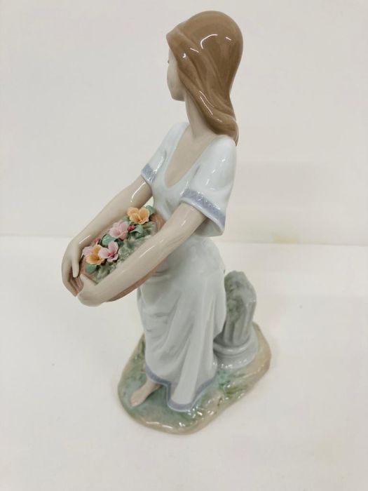 A Boxed Lladro Privilege porcelain figurine "Garden of Athens" - Image 2 of 7
