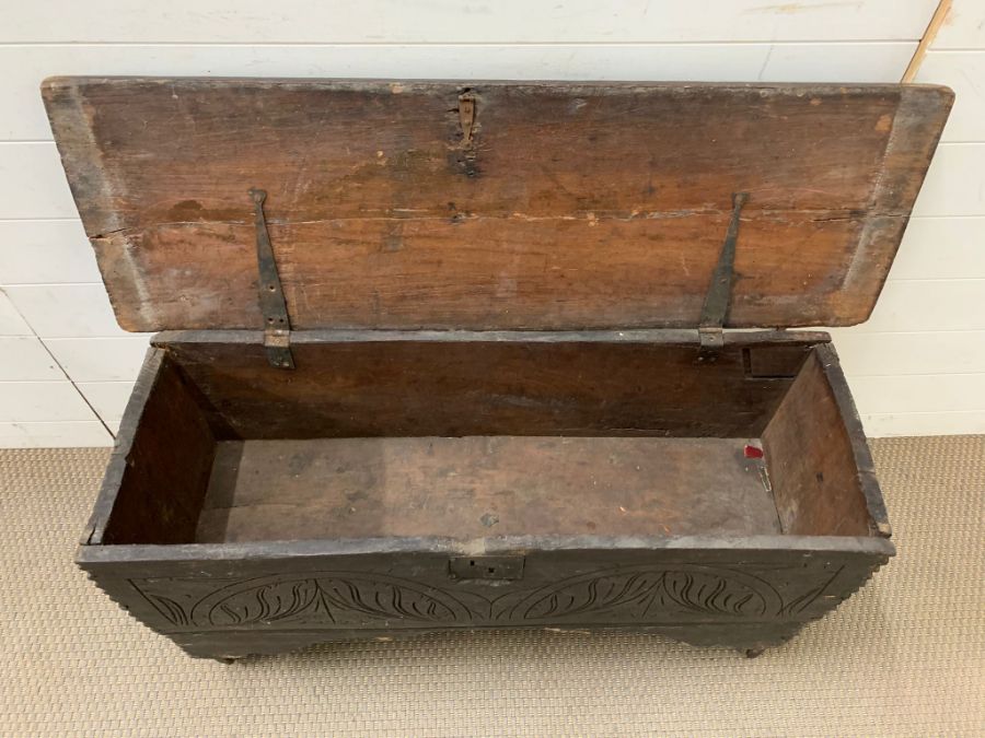 An Oak chest front carved and cut outs to end (104 cm x 33cm x 56cm) Possibly Scottish or Welsh. - Image 6 of 6