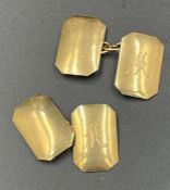 A set of 9ct gold Gents cuff links, monogrammed M (Total weight 4.2g)