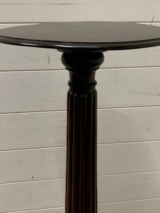 A mahogany plant stand with turned centre pole on tri support legs AF - Image 2 of 4