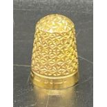 A 9ct gold thimble by Christopher Horner (4.7g)