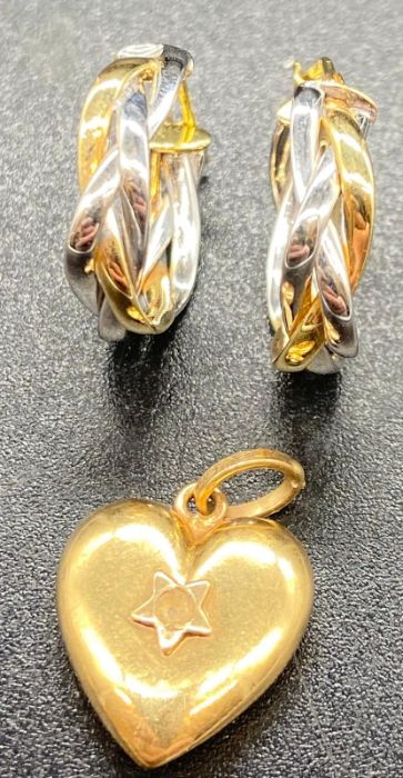 9ct gold heart pendant and a pair of earrings. - Image 2 of 2