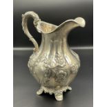 A Victorian milk jug by Samuel Hayne & Dudley Cater, hallmarked for London 1861 (224g)