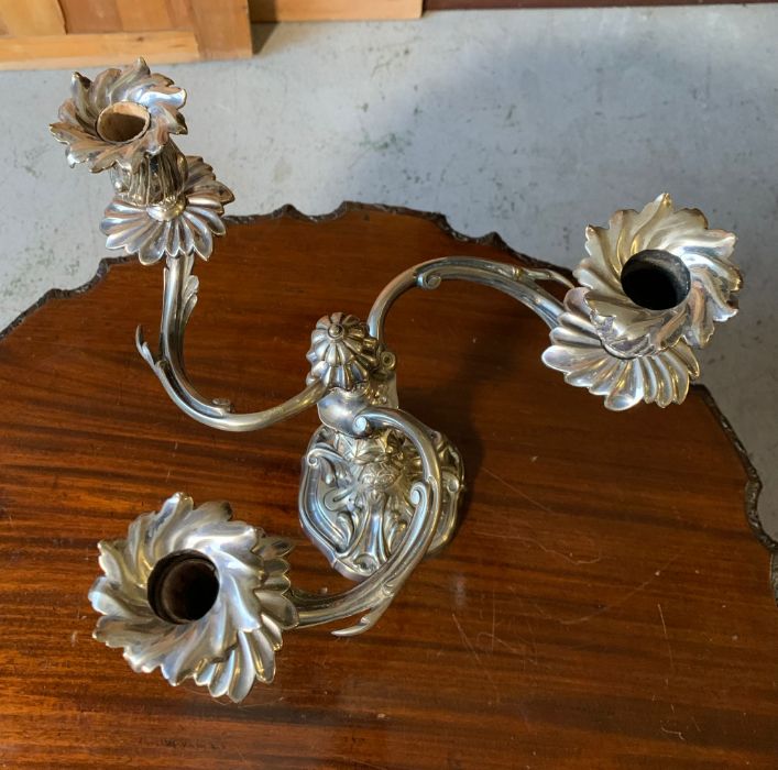 A three armed silver plated candlestick - Image 2 of 3