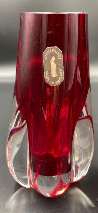 Whitefriars Ruby Cased glass vases design no. 9657 H13.5 cms. & 9727 with original label H12.5 cms. - Image 3 of 3