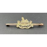 A 9ct gold military sweetheart brooch, with Egypt above Gloucestershire (1.9g)