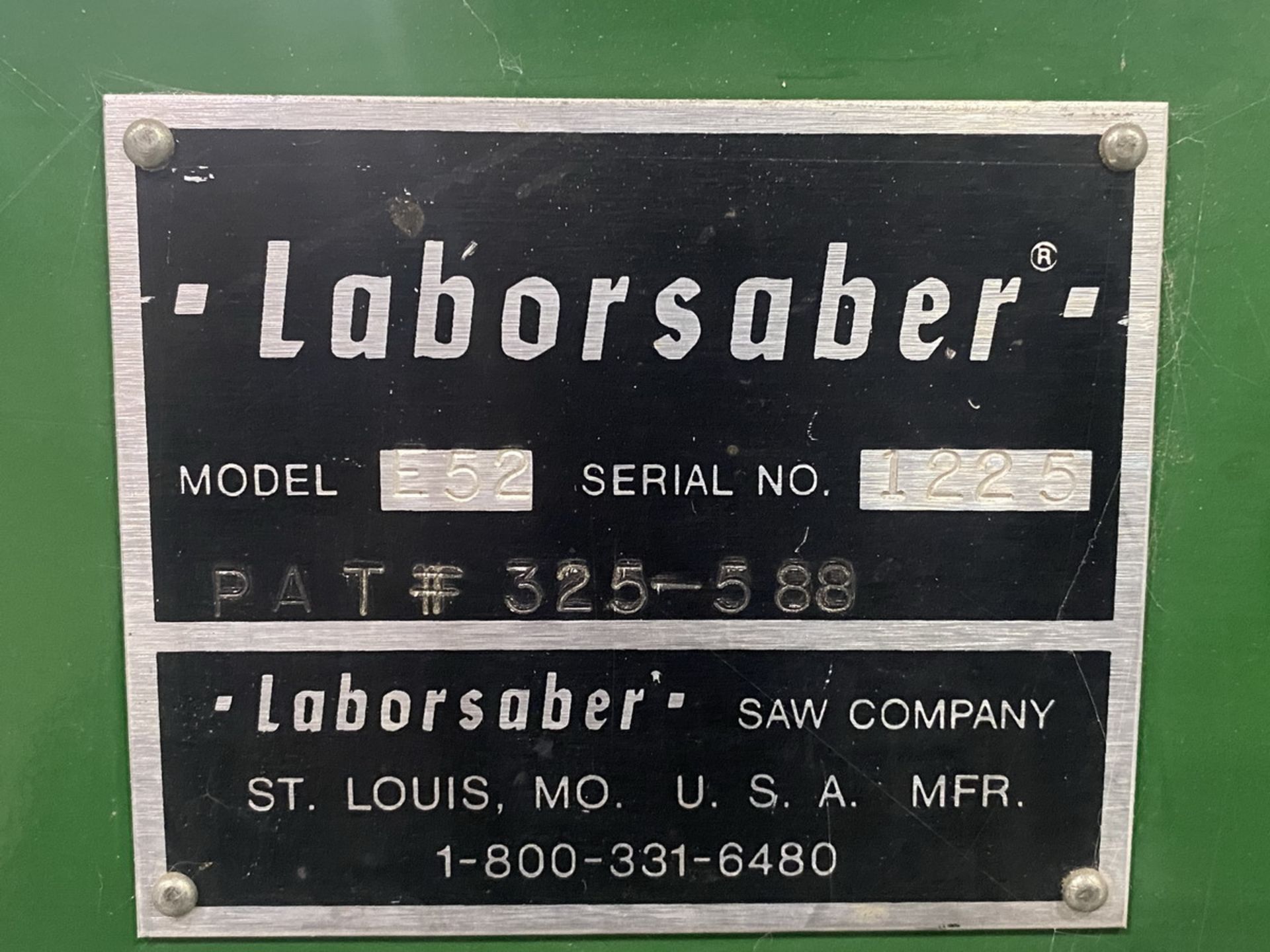 Labor Saber Model E52 Ultramatic Die Saw, S/N: L225; 53 in. Throat, 36 in. x 32 in. Table, 7 in. - Image 6 of 7