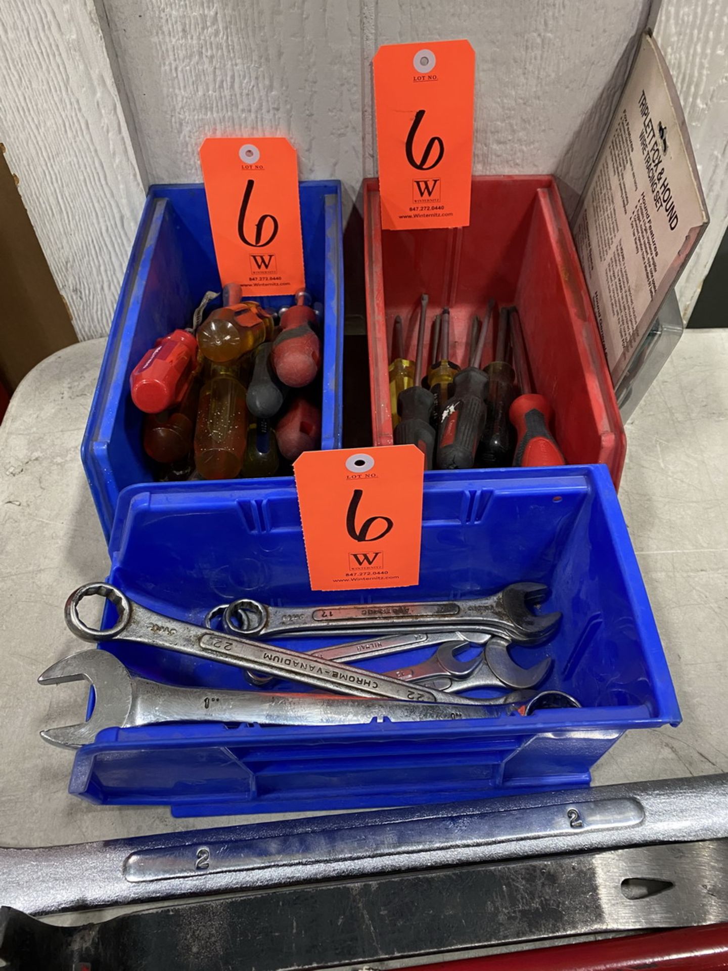 Lot - Assorted Hand Tools, to Include: Screw Drivers, Wire Cutters, Various Size Wrenches, Wire - Image 3 of 3