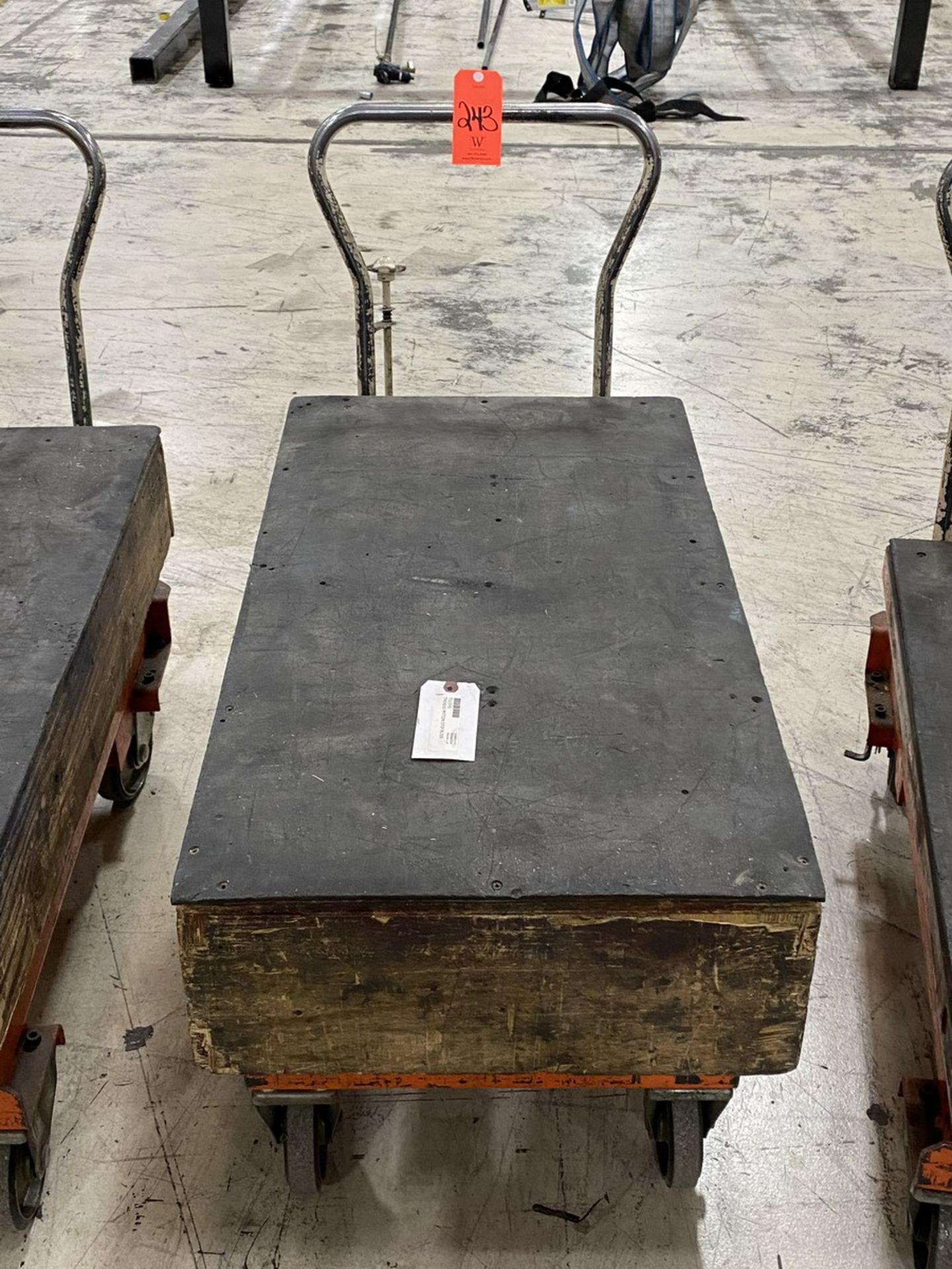 Bishaman 660 lb. Capacity Portable Lift Table