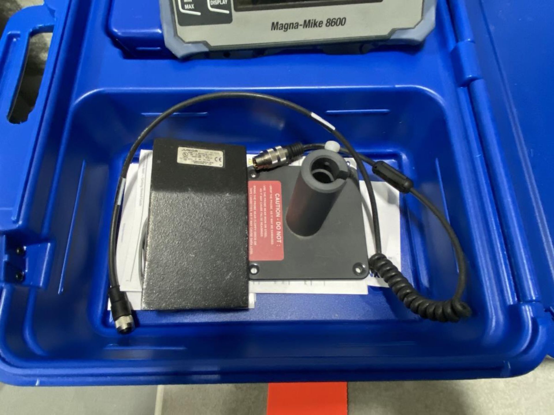 Olympus Model Magna-Mike 8600 Thickness Gage, S/N: 200672503; Magnetic 4.76 mm (3/16 in.) Target - Image 3 of 4