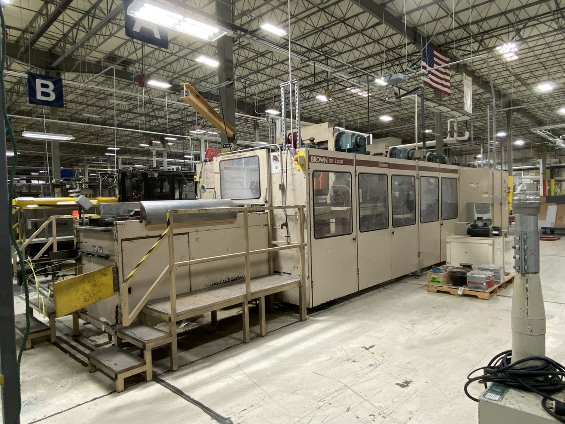 Brown Model SR-3036 In-Line Thermoforming Machine, S/N: 13590 (1998); with 112 in. Pre-Heat - Image 2 of 10