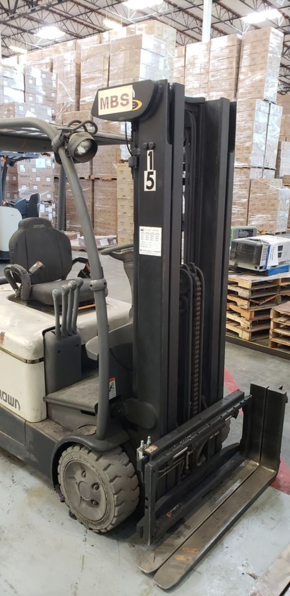Crown 4,000 lb. Model SC5240-40 Electric Riding 3-Wheel Forklift, S/N: 9A177577; with 42 in. - Image 3 of 8