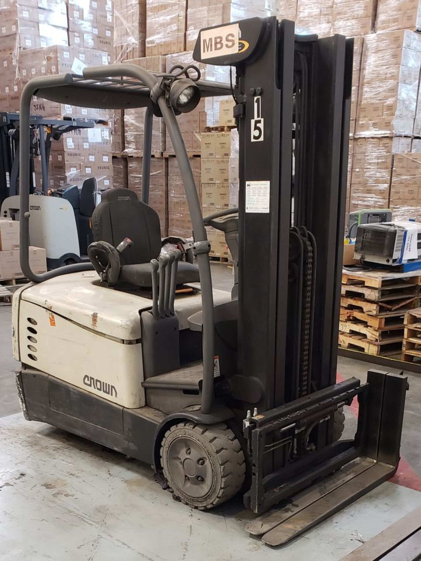 Crown 4,000 lb. Model SC5240-40 Electric Riding 3-Wheel Forklift, S/N: 9A177577; with 42 in. - Image 2 of 8
