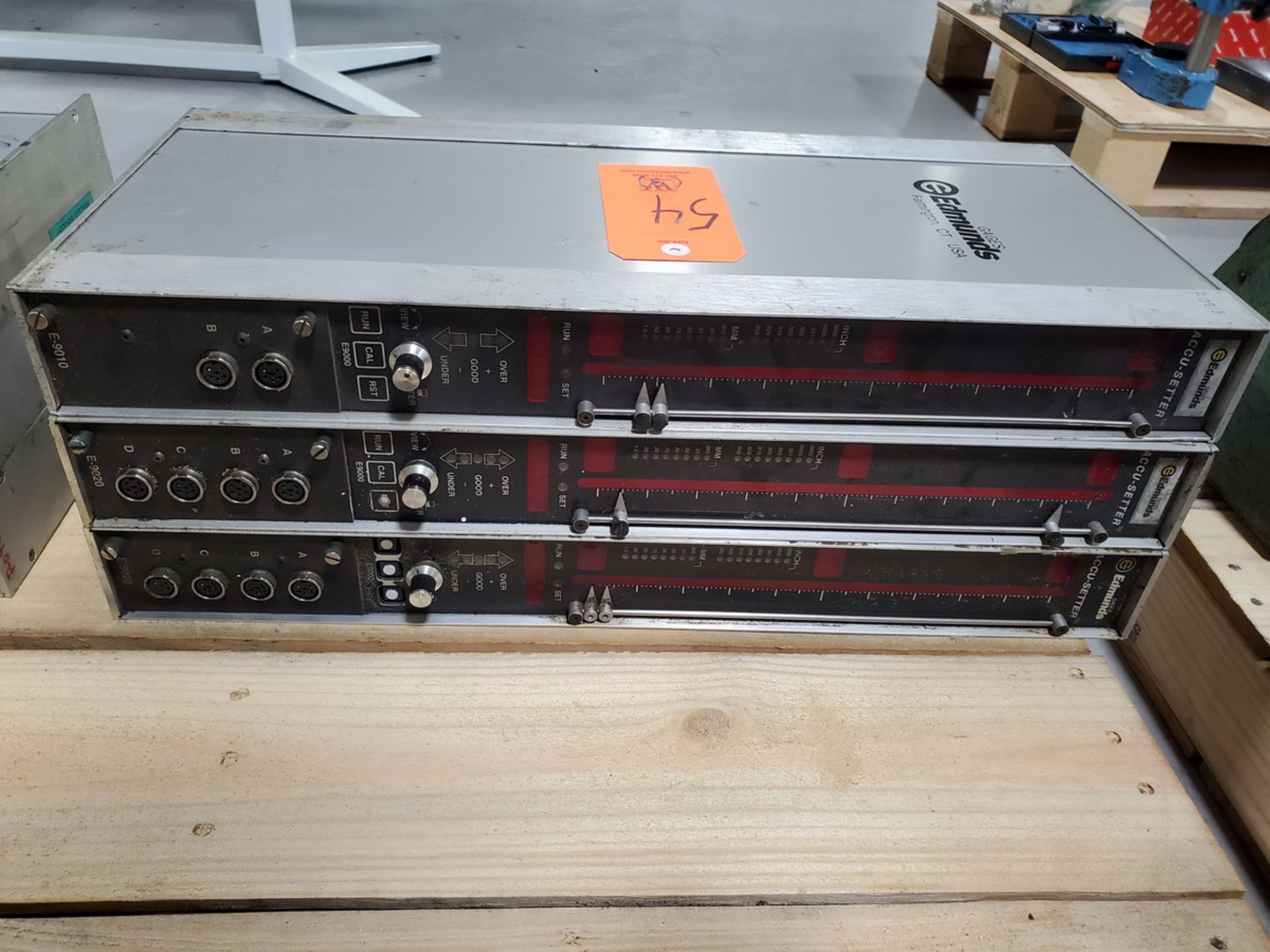 Lot - (3) Accu-Setter Model E-5809000 Edmunds Gages; 100-240-V, 50/60-Hz, 35-W, 10-A - Image 4 of 4