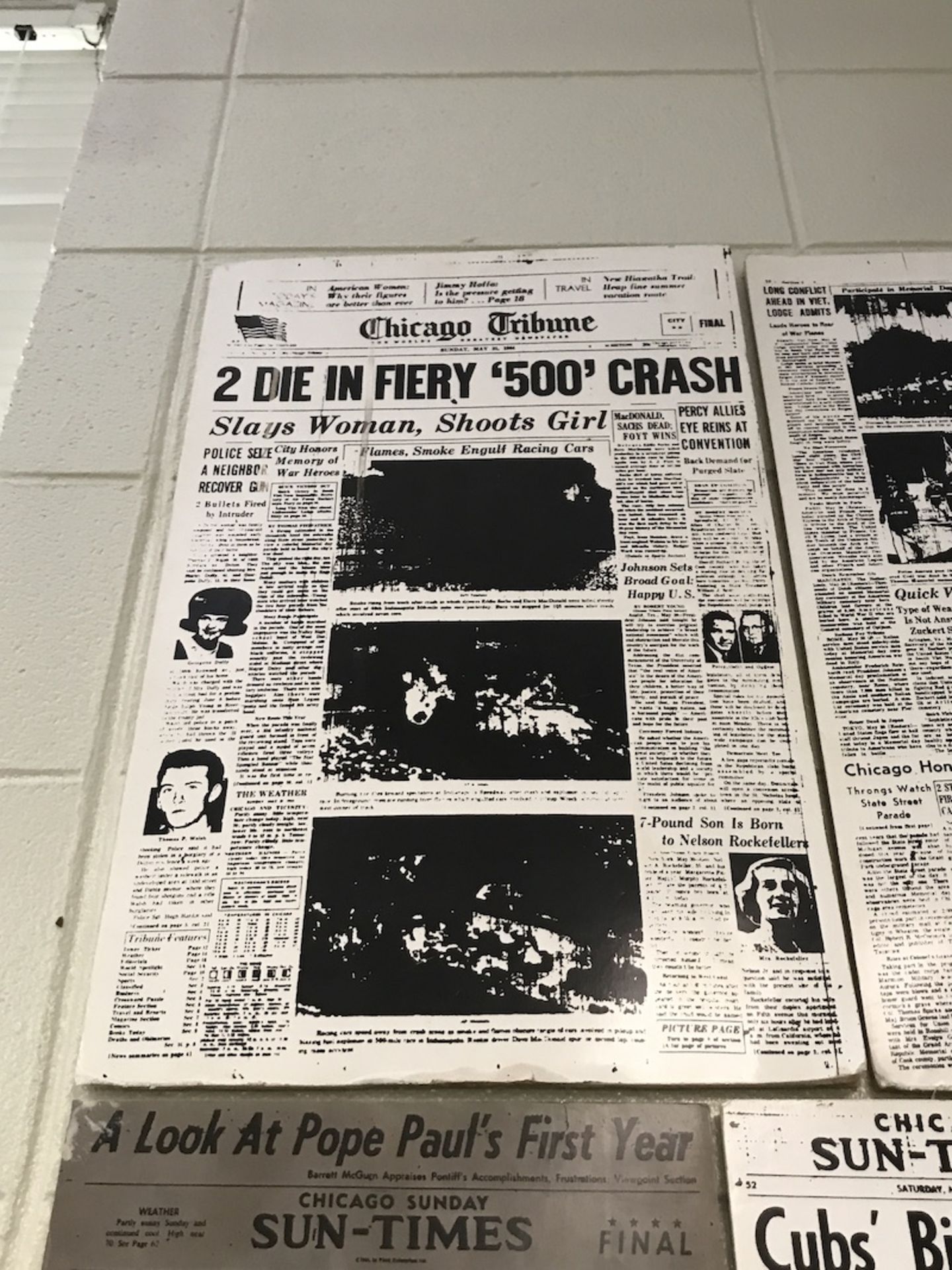 Lot - (5) Chicago Newspaper Wall Art (Room 406) - Image 2 of 6