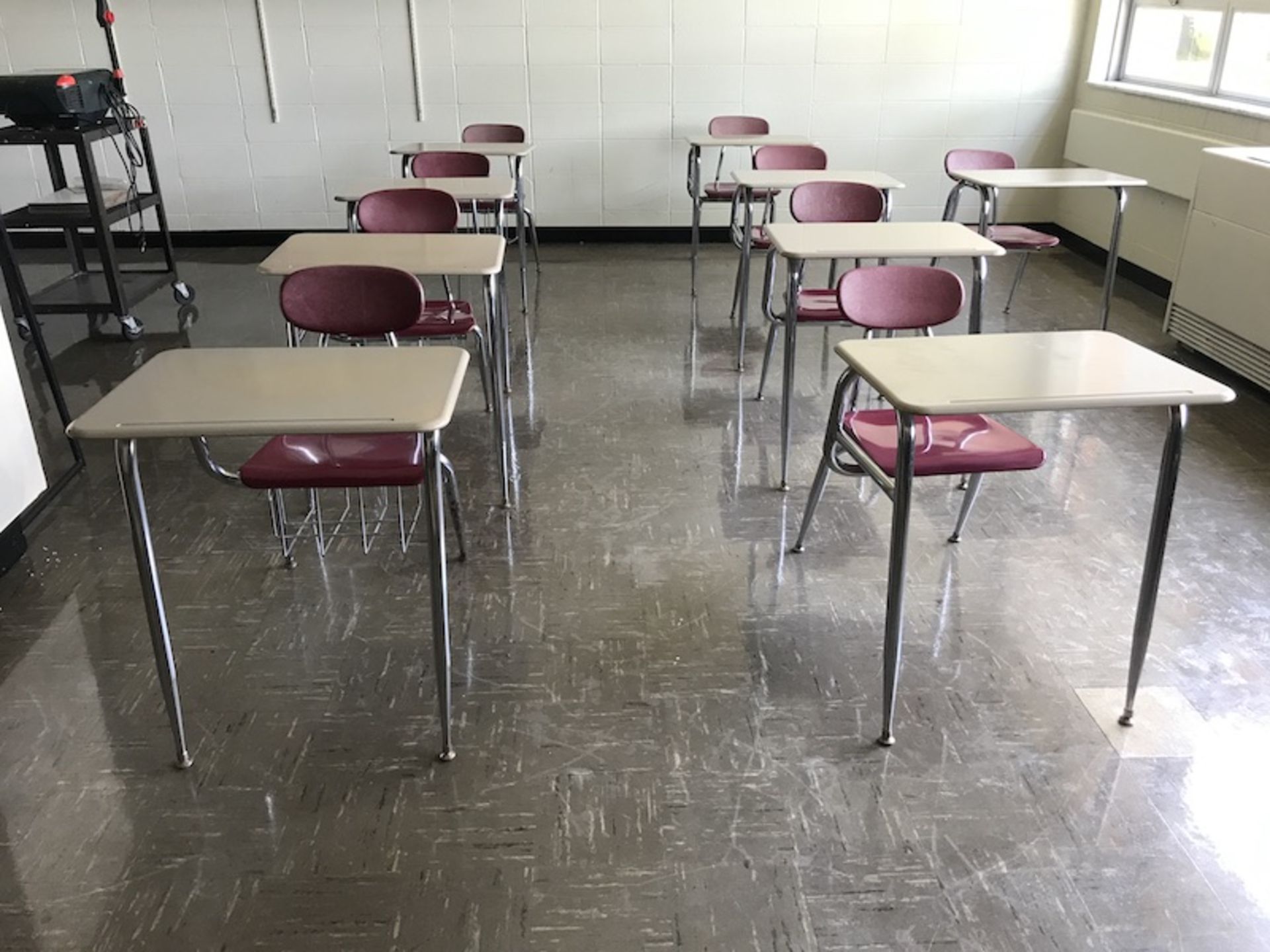 Lot - (17) Student Desks (Room 300) - Image 3 of 3