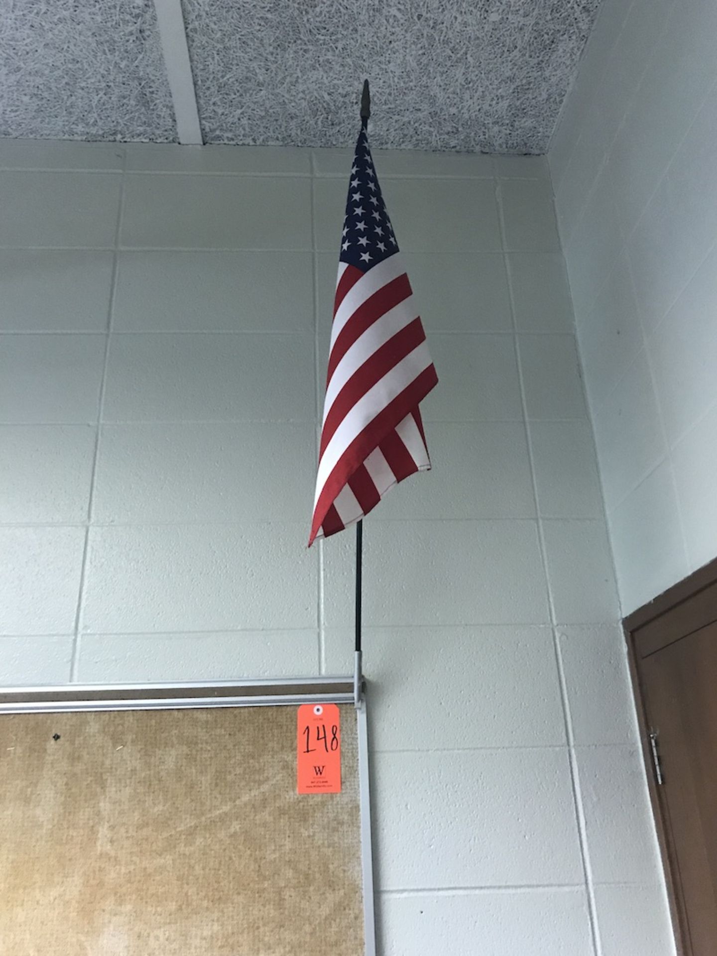Lot - (1) American Flag (1) Wall Clock (1) Pencil Sharpener (Room 402)