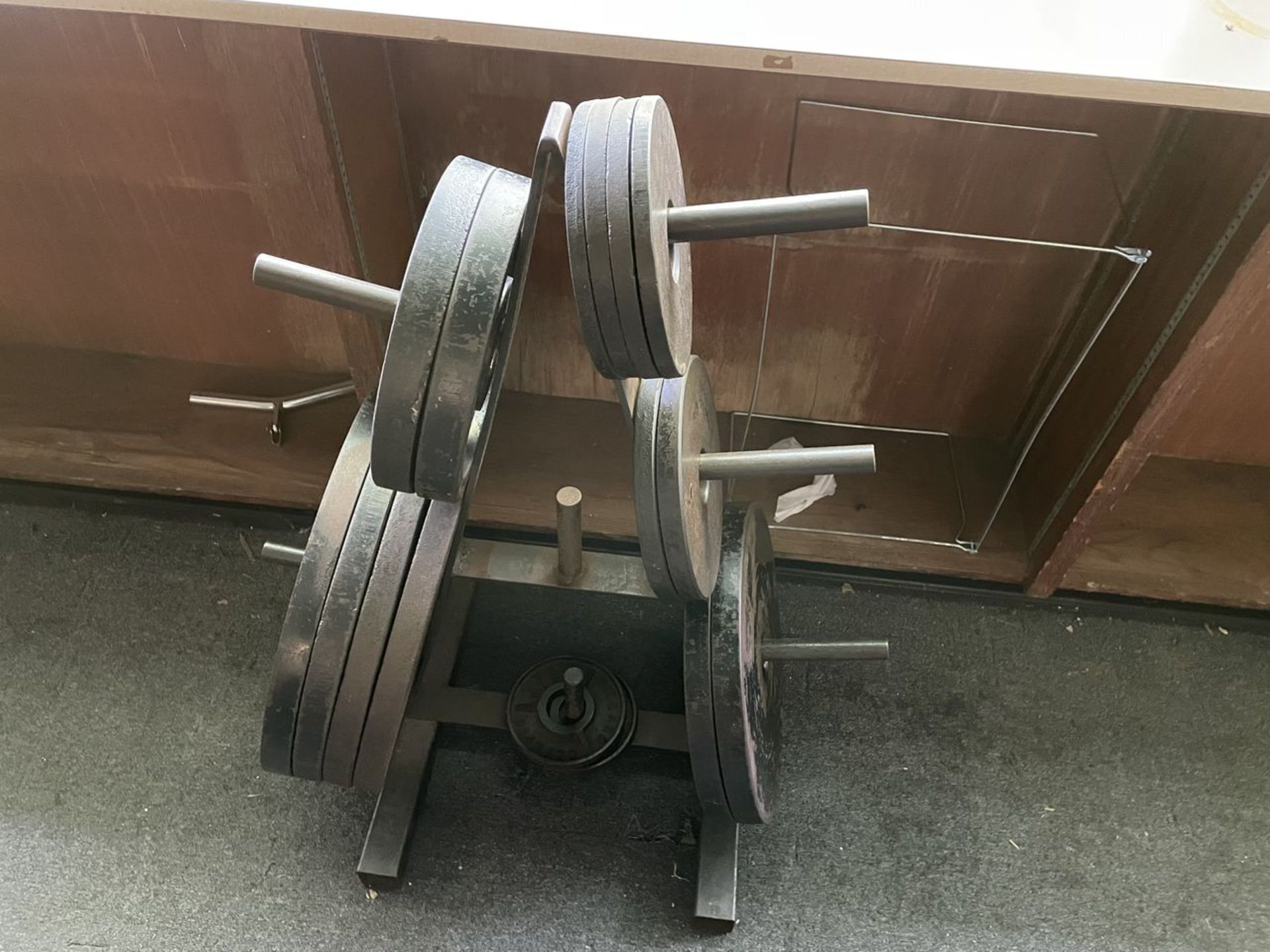 Weight Bench with Weights and Rack (Weight Room 105) - Image 2 of 2