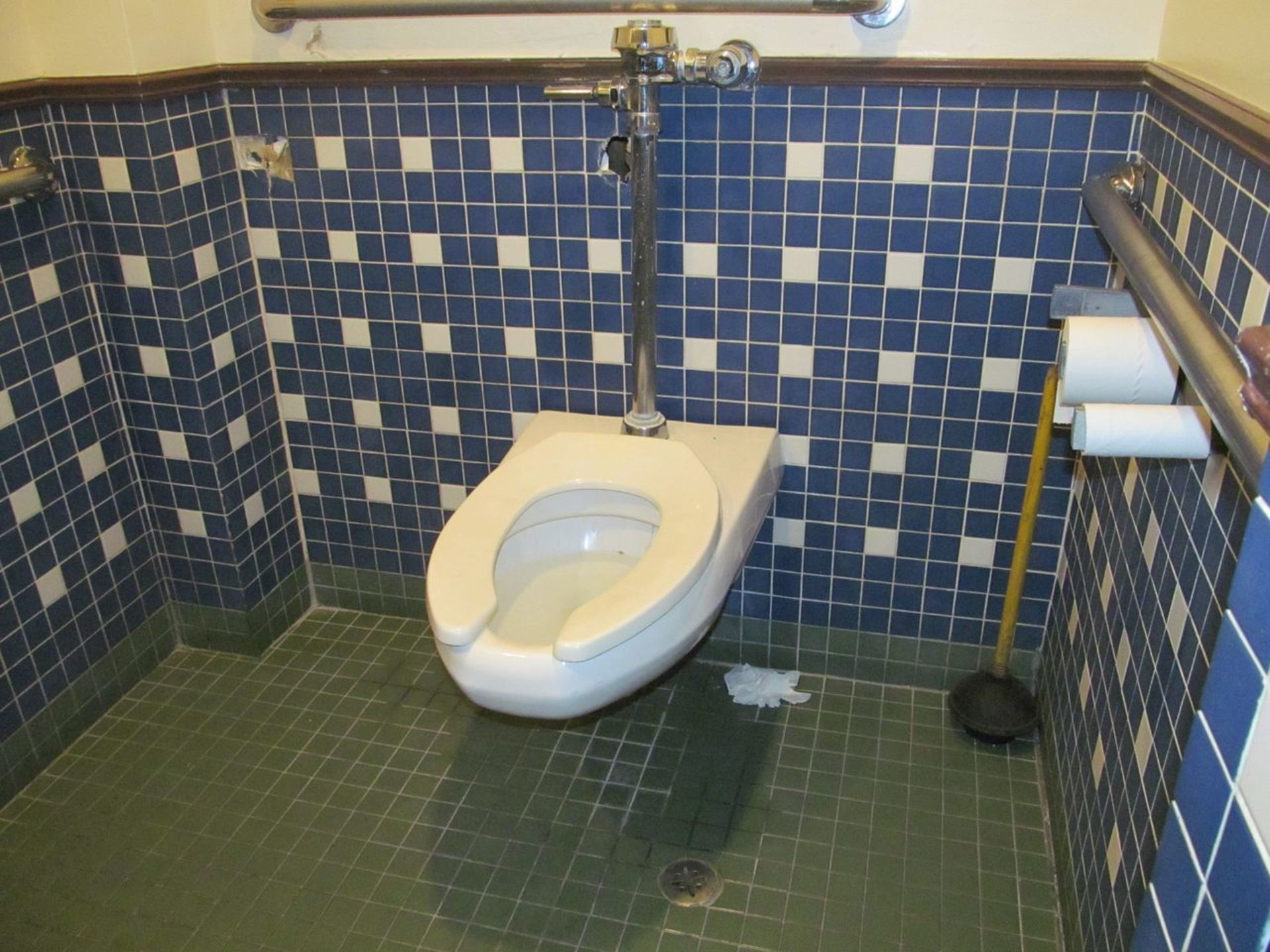 Lot - Restroom Fixtures, Toilet, Sink, Hand Wash Station, and Handicap Bars (Hallway) - Image 2 of 2