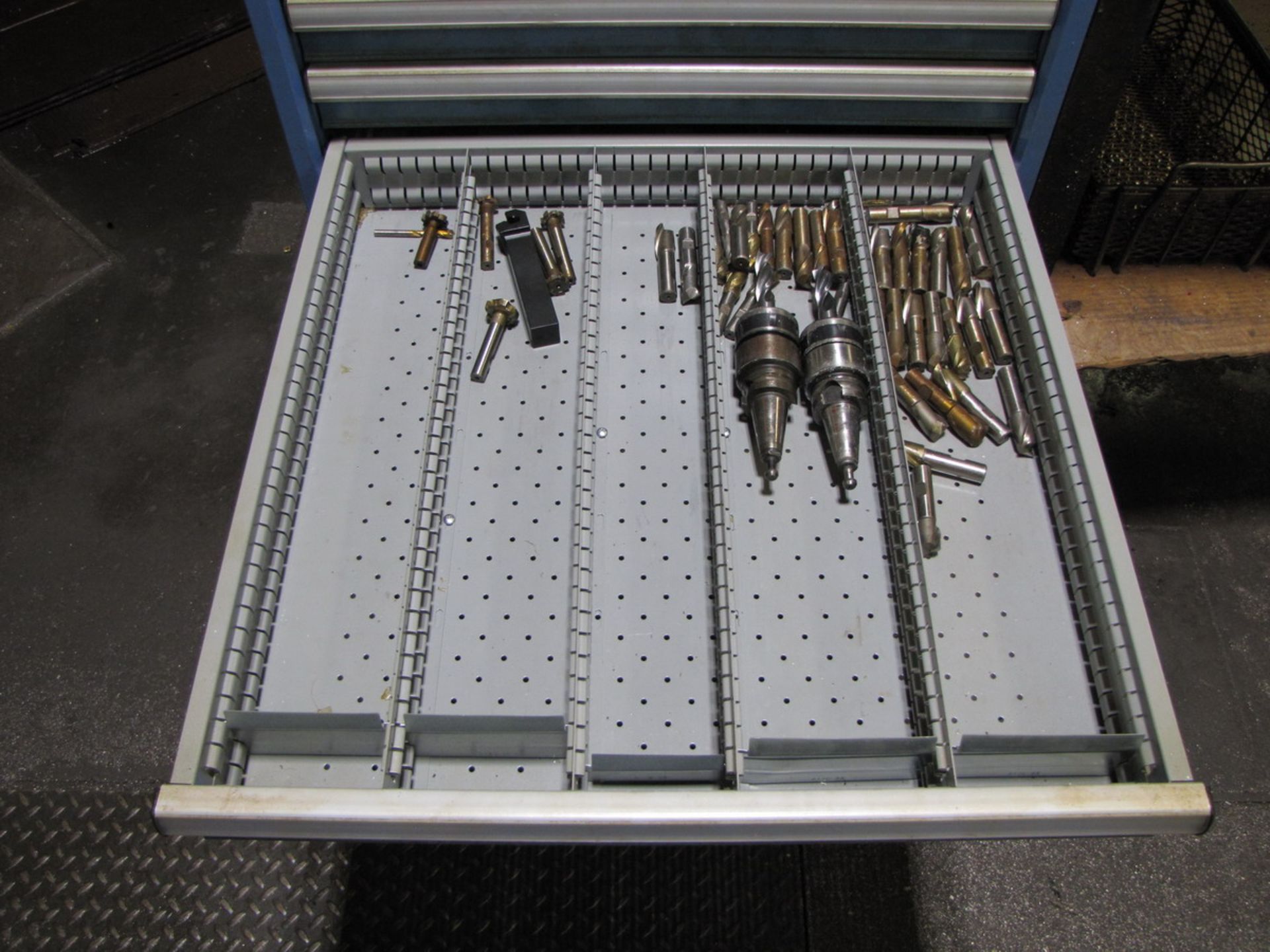 Lista 10-Drawer Heavy Duty Parts Cabinet with Contents of Set Screws, Carbide Inserts, Endmills, - Image 5 of 10