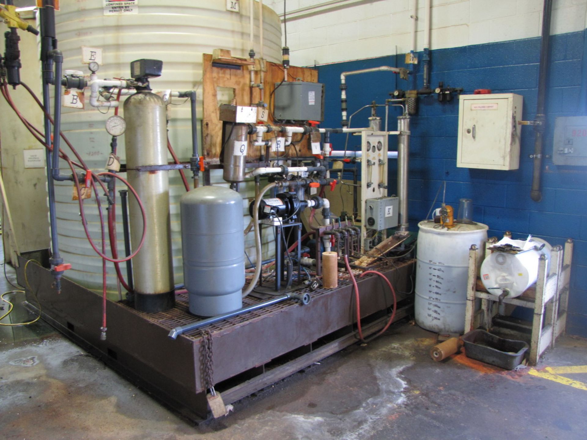 Premier Model PFMC-2500 Reverse Osmosis System, with (2) 2,500 Gallon Capacity Poly Tanks, (#920) - Image 4 of 7