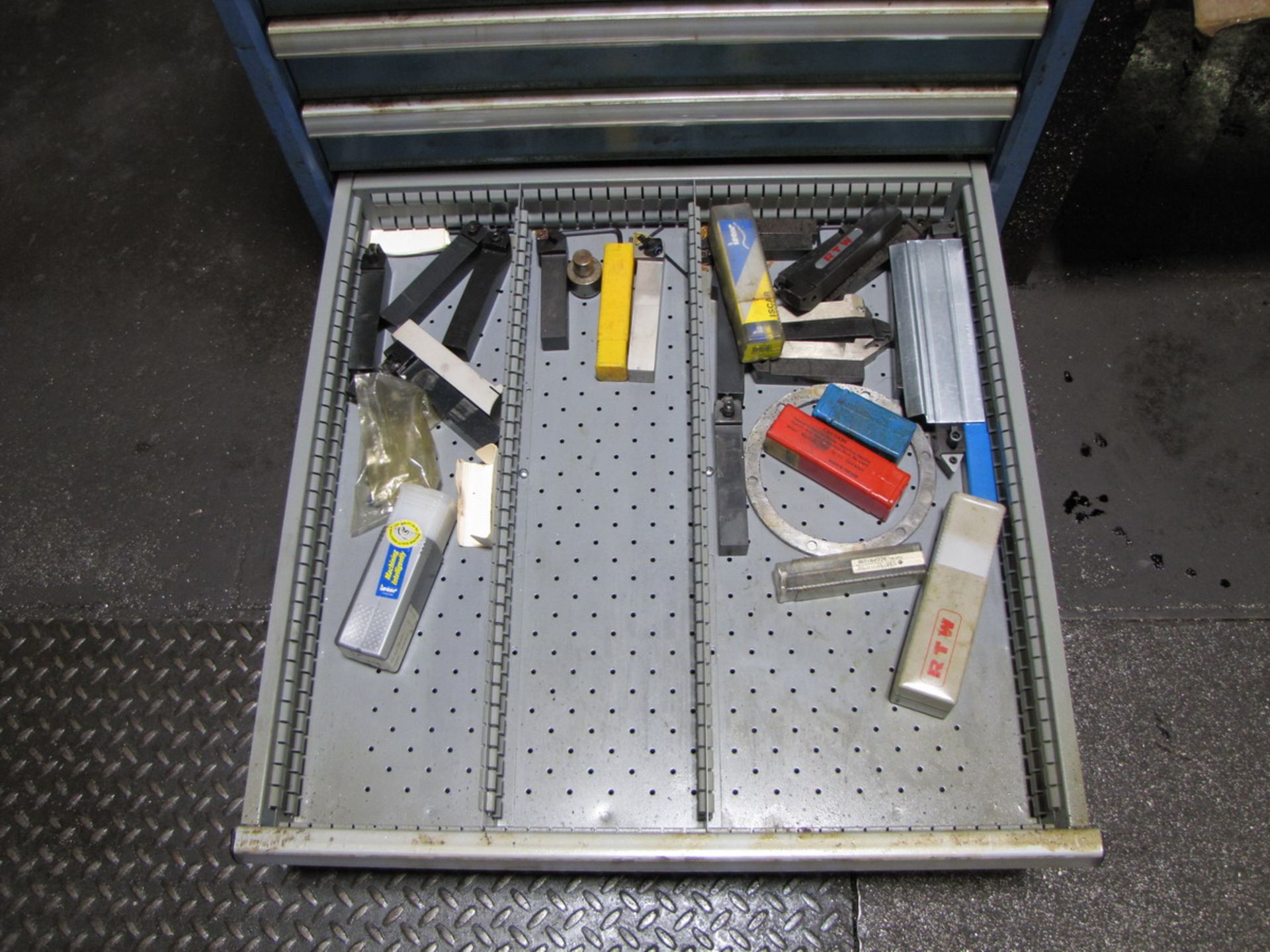 Lista 10-Drawer Heavy Duty Parts Cabinet with Contents of Set Screws, Carbide Inserts, Endmills, - Image 10 of 10