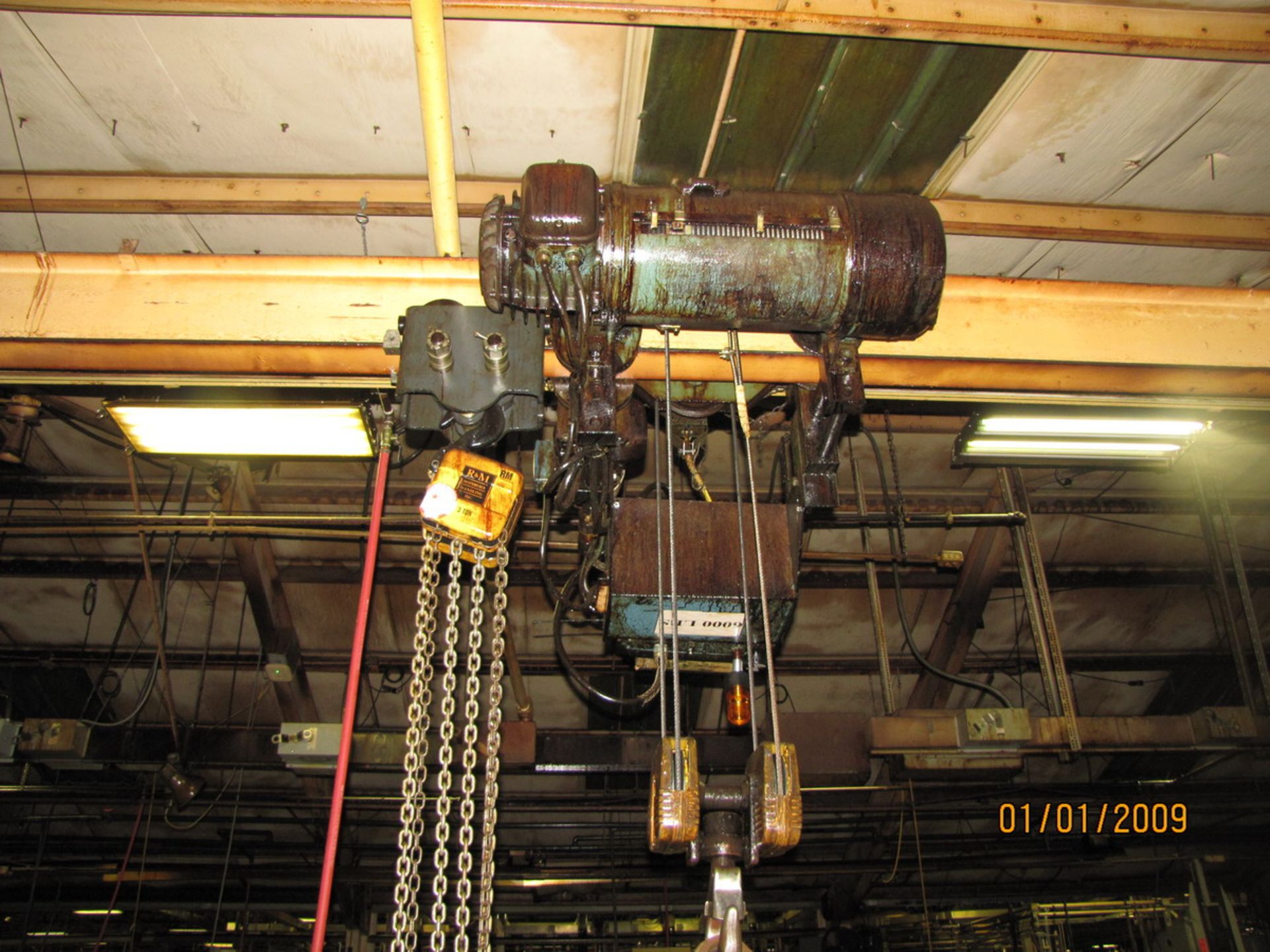 3-Ton Electric Cable Hoist with Remote Control & Approx. 300 ft. Long 6,000 lb. Capacity Monorail ( - Image 2 of 6