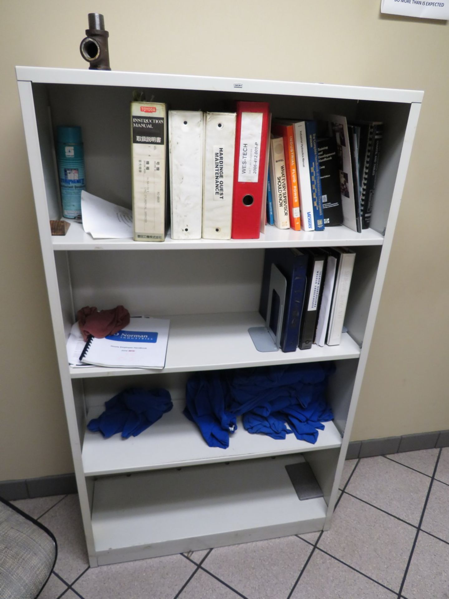 Contents of Office to Include: Desk, (2) 4-Drawer Metal Vertical Filing Cabinets, Book Shelf, (2) - Image 3 of 4