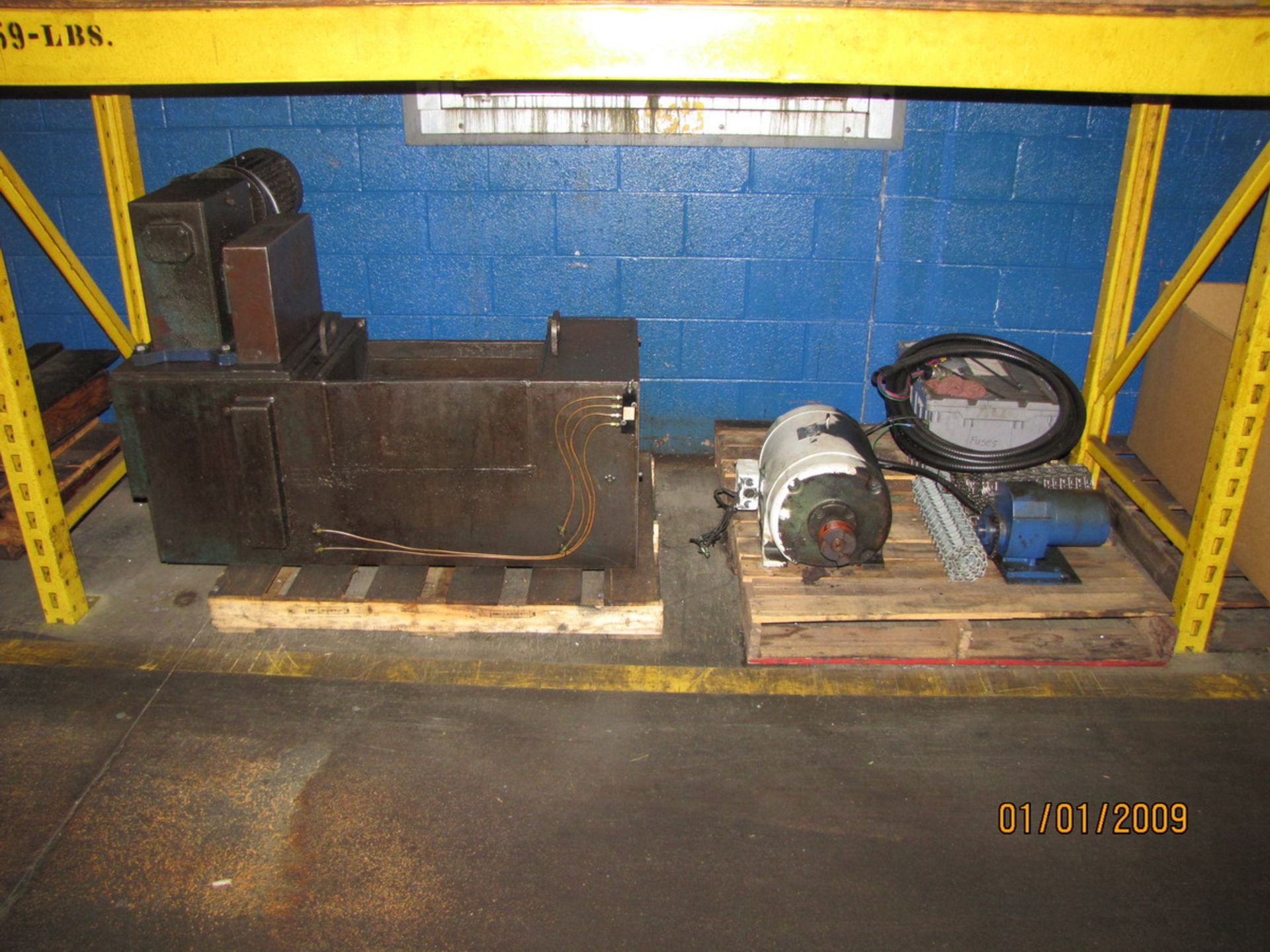 Remaining Contents of Pallet Racking to Include: Submersible Pumps with Motors, Oil Reservoirs, Mist - Image 8 of 10