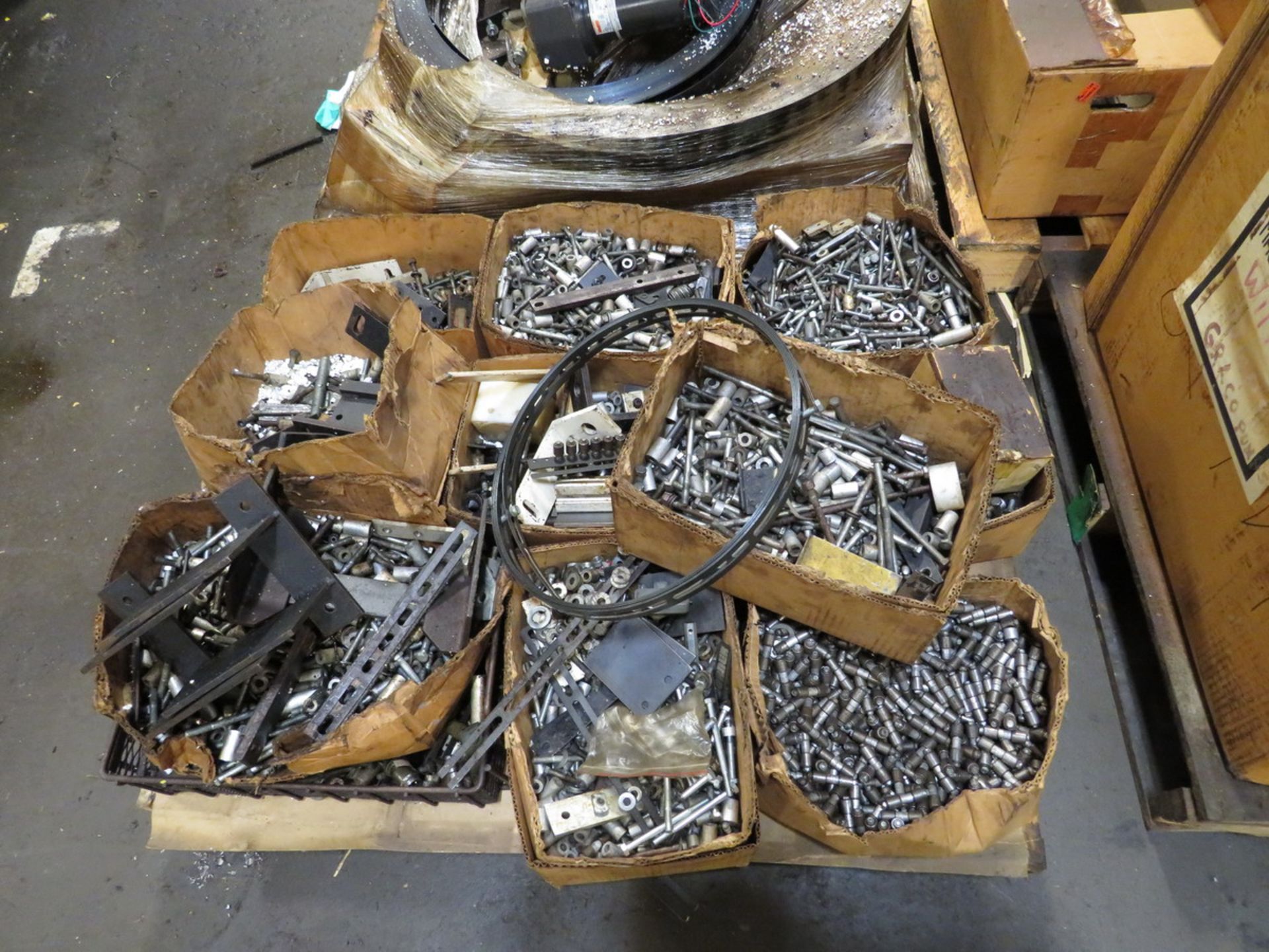 Lot - (4) Pallets of Assorted Spare Parts to Include: Diaphragm Pumps, Submersible Pumps, Assorted - Image 5 of 6