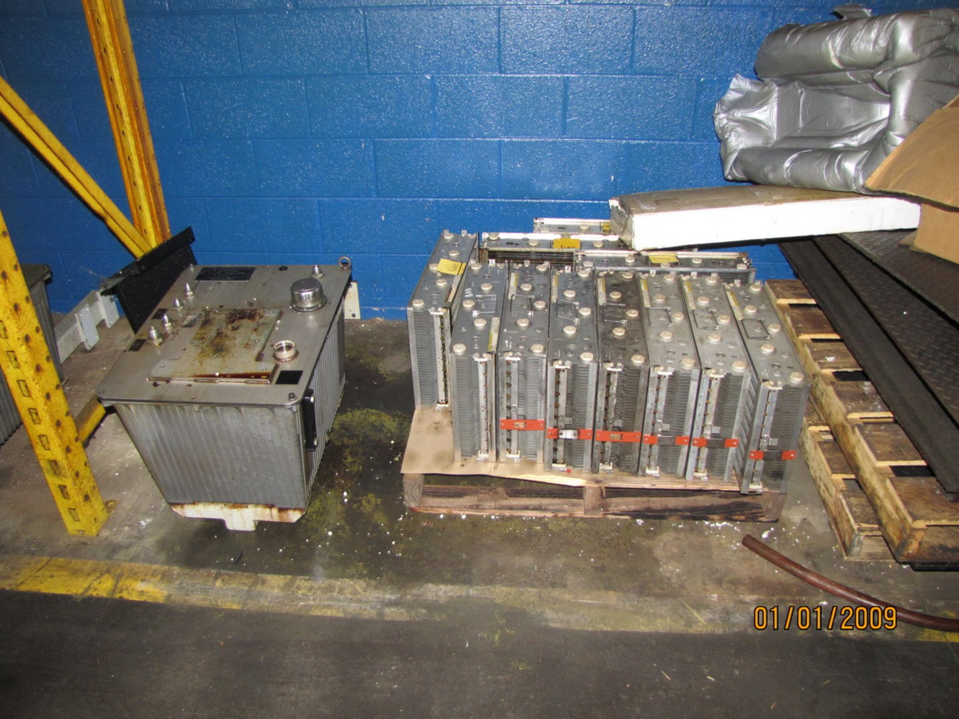 Remaining Contents of Pallet Racking to Include: Submersible Pumps with Motors, Oil Reservoirs, Mist - Image 3 of 10