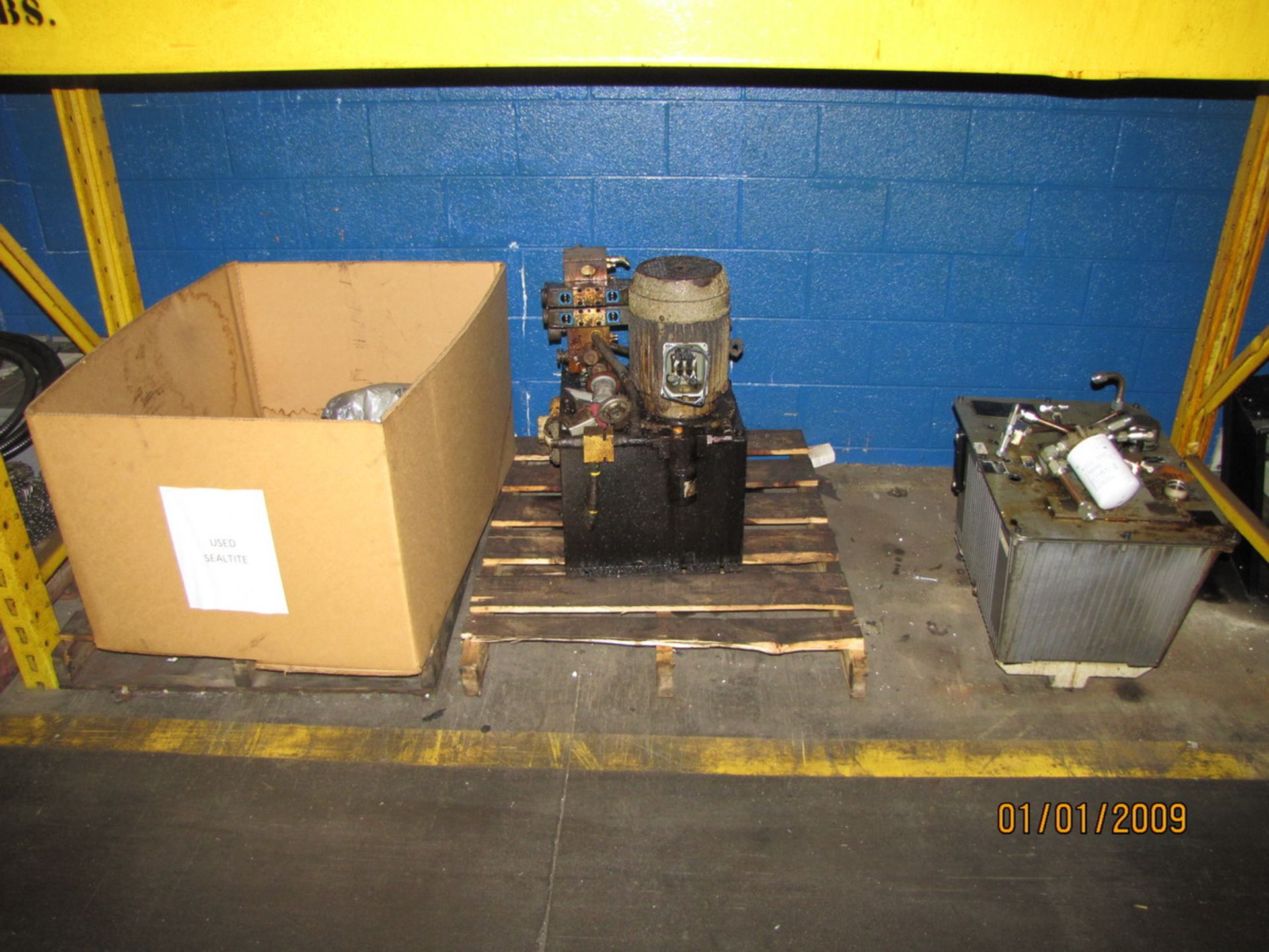 Remaining Contents of Pallet Racking to Include: Submersible Pumps with Motors, Oil Reservoirs, Mist - Image 5 of 10