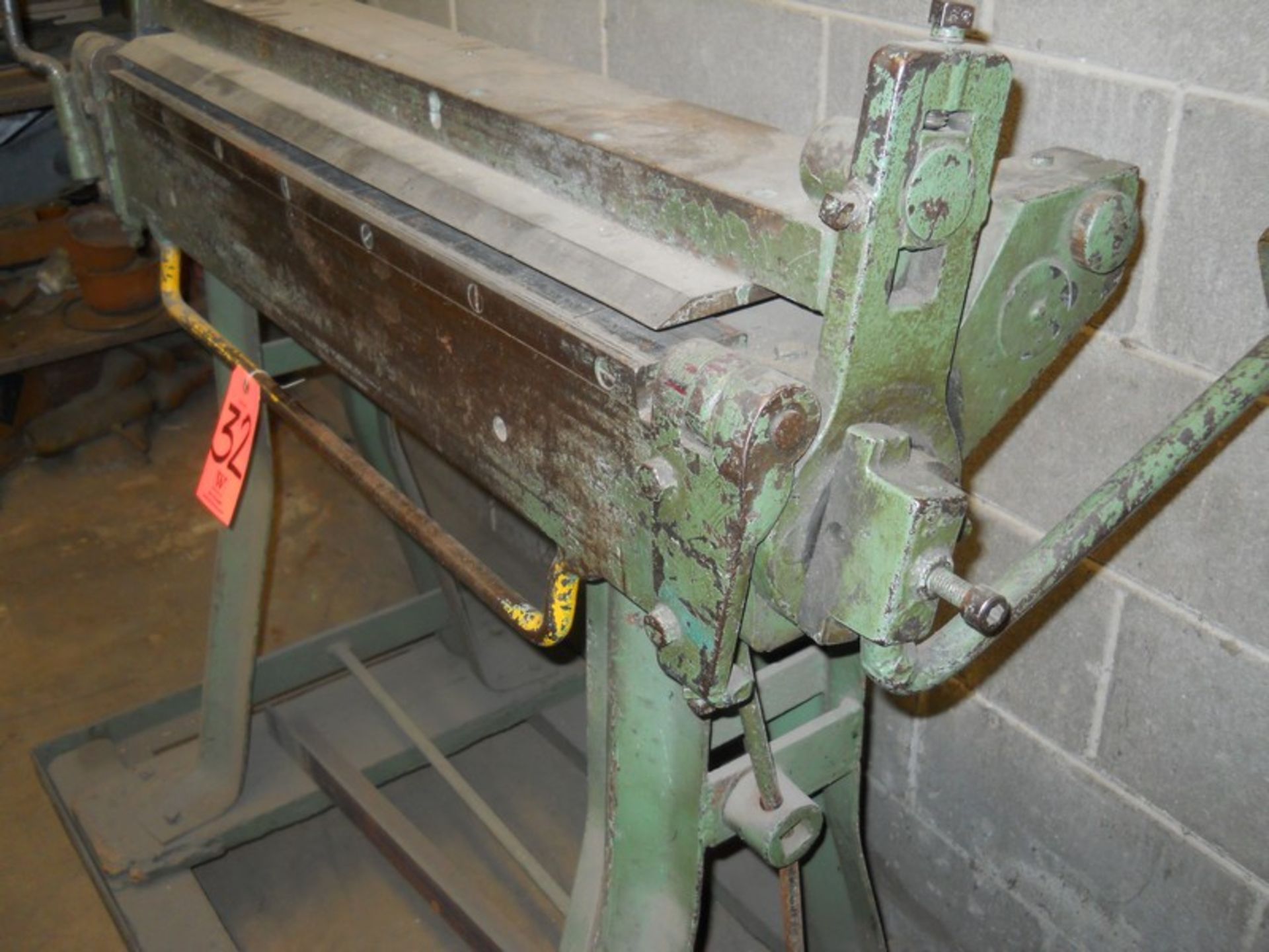 36 in. Apron / Flange Bender; on Portable Stand - Image 5 of 6