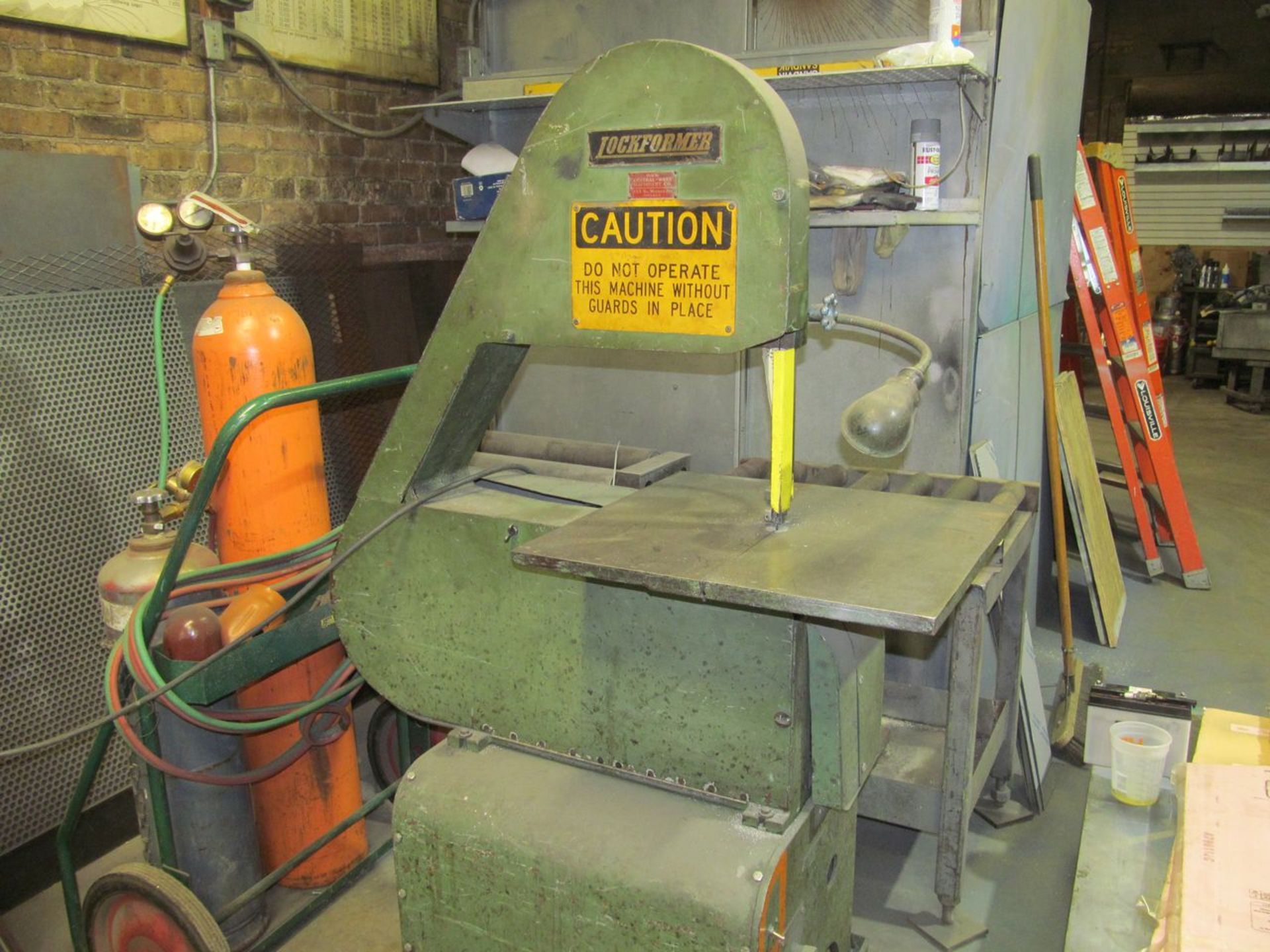 Lockformer Model 24-S Bett-Marr Vertical Band Saw, S/N: 3211; with 24 in. Throat, on Portable Stand