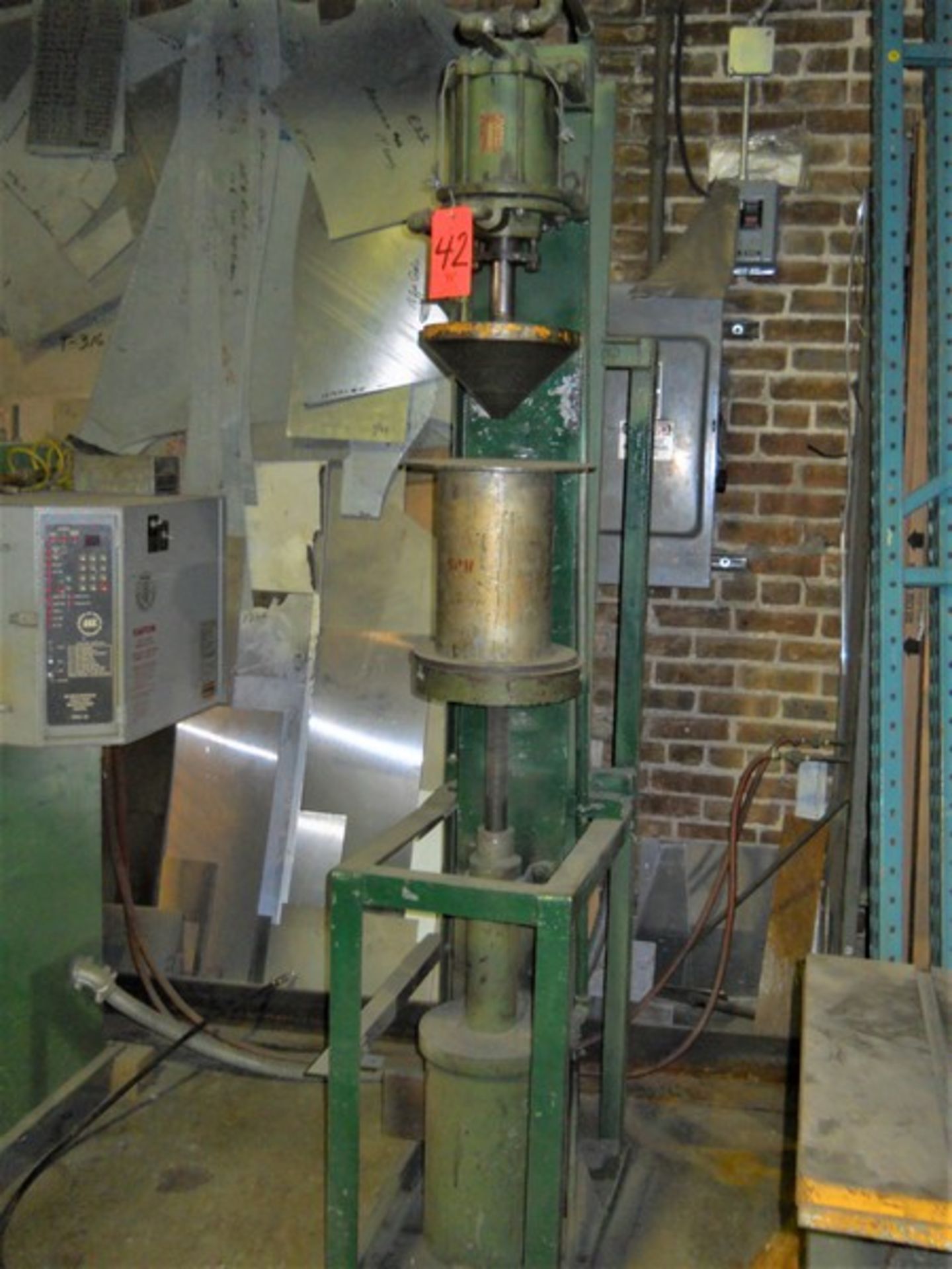 Hanna Cylinder Vertical Hydraulic Press, S/N: 63578; with 20 in. (approx.) Max. Opening - Image 2 of 5