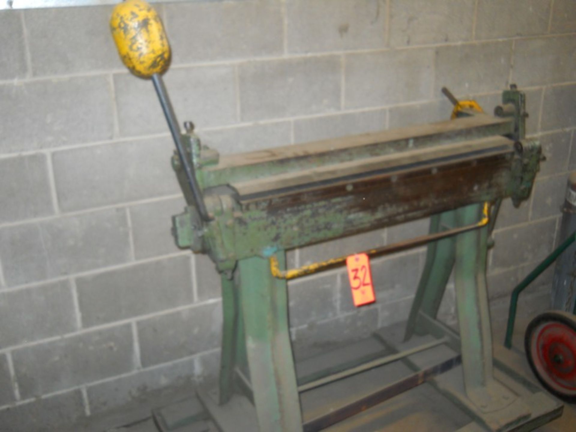 36 in. Apron / Flange Bender; on Portable Stand - Image 3 of 6